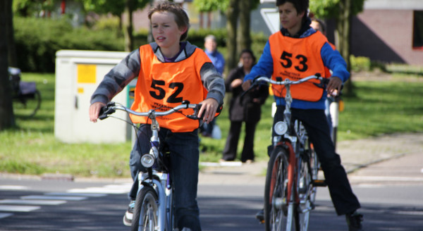 Deelnemers onderweg (foto 2010)