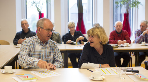 Een interactieve workshop waarbij vragen, gesprekken en beweegoefeningen elkaar afwisselen. 