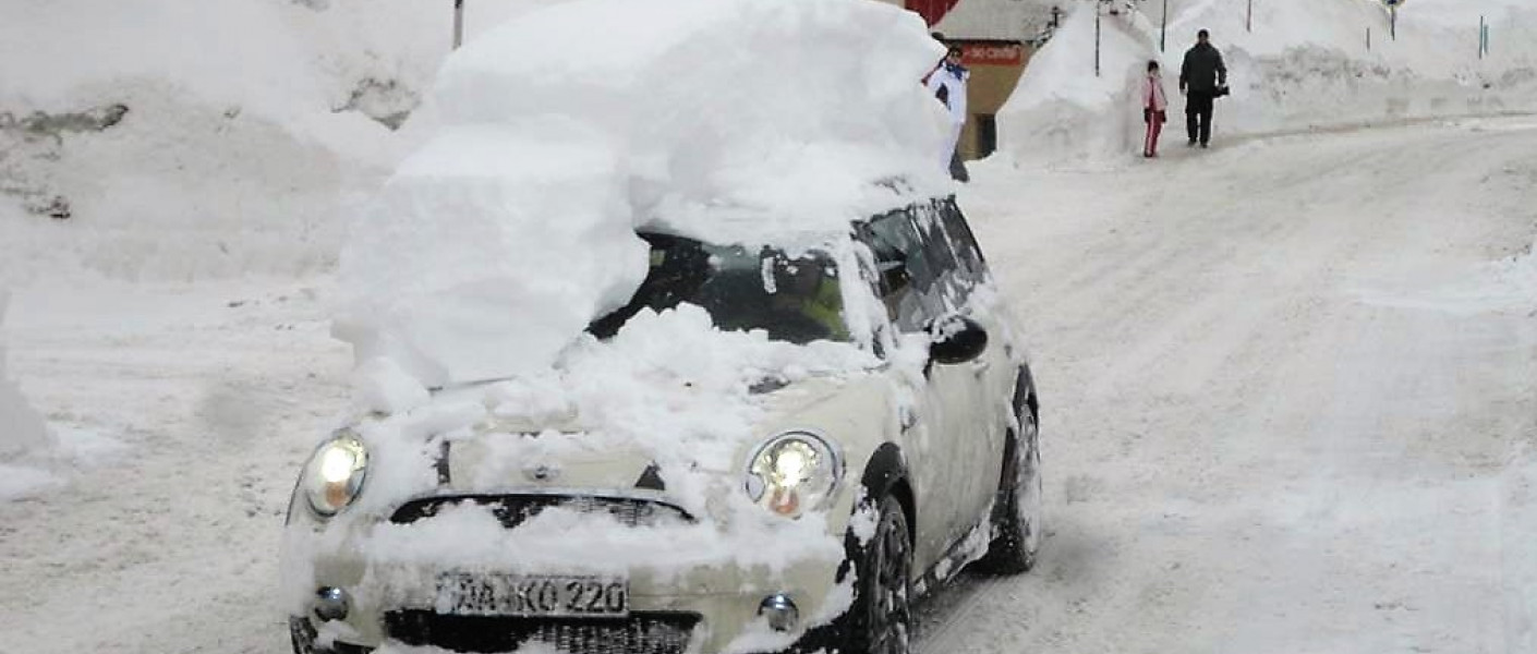 sneeuw da auto