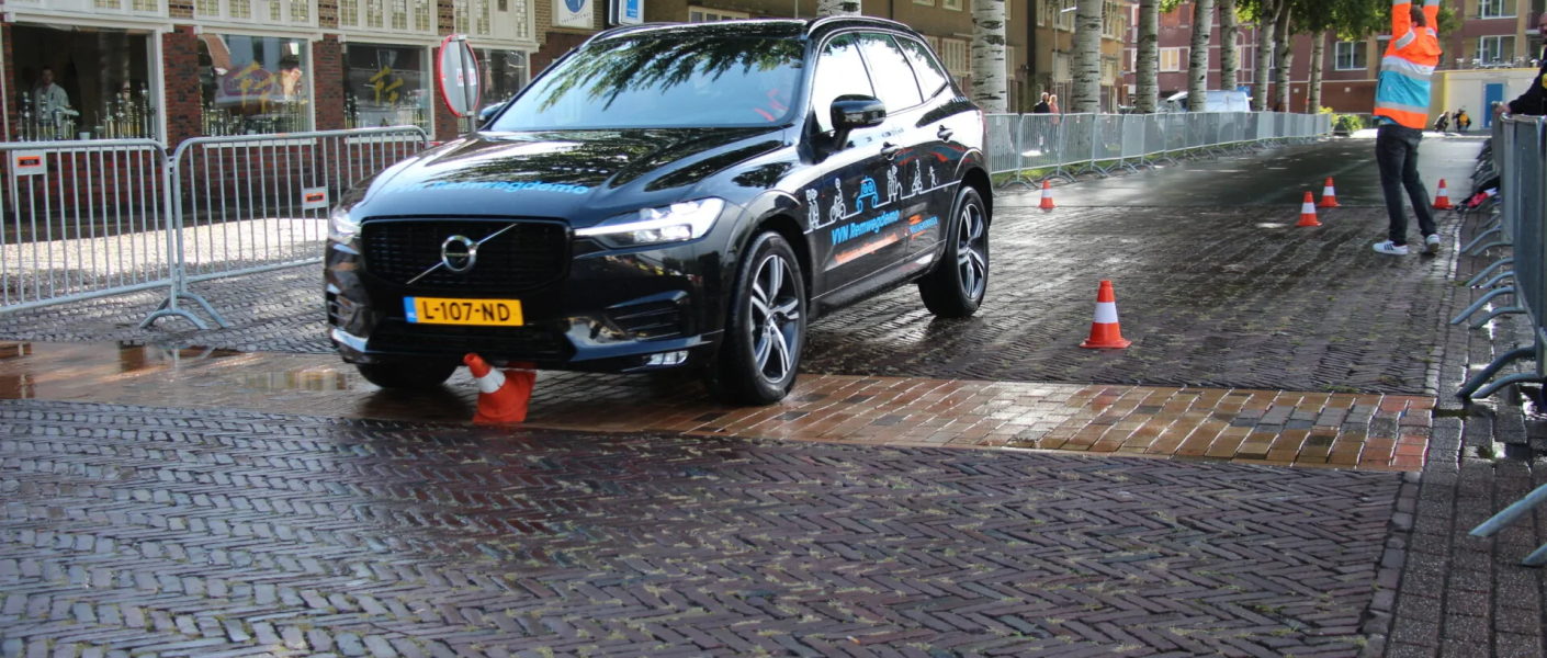 Remwegdemonstratie in Sneek tijdens Veiligheidsdag