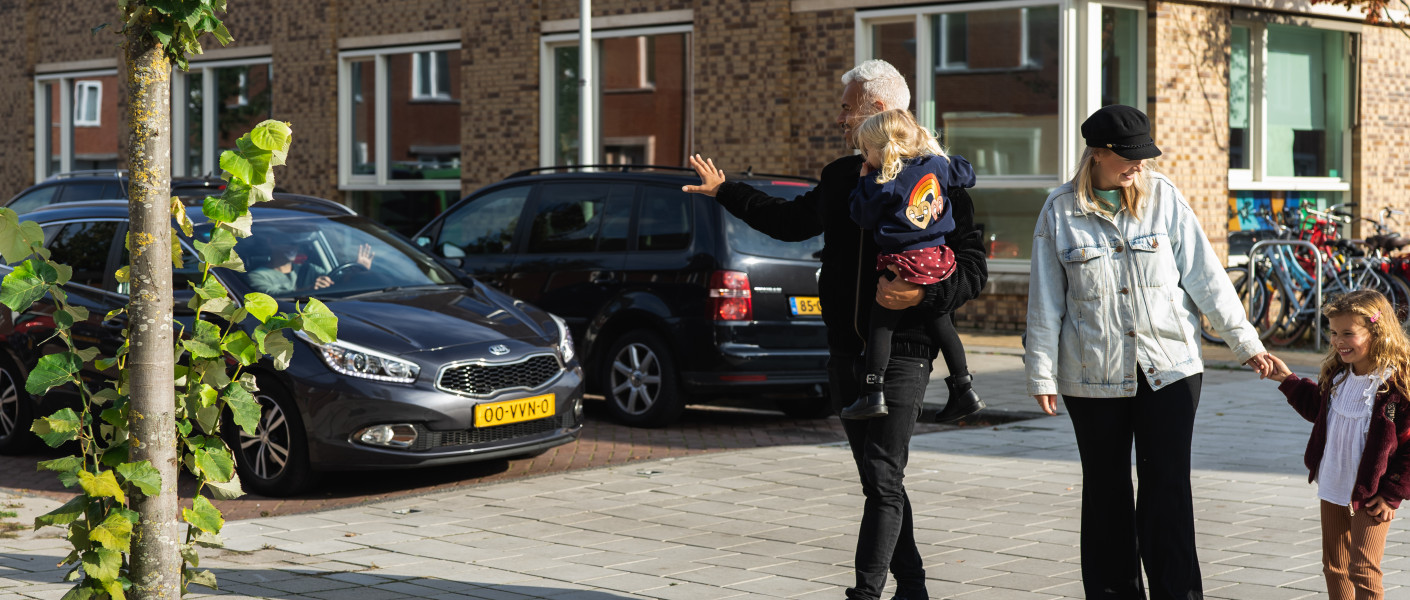 Rustig rijden in woonwijk