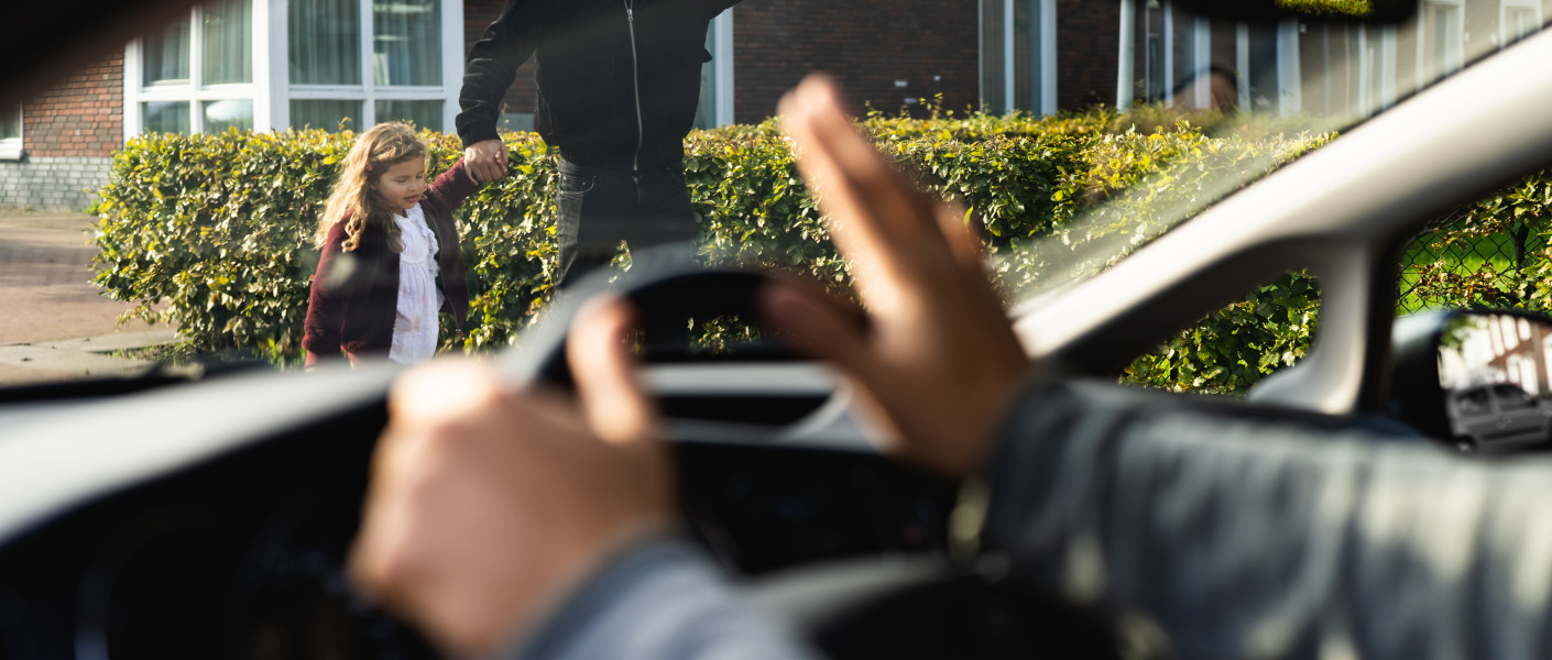 Rustig rijden in woonwijk