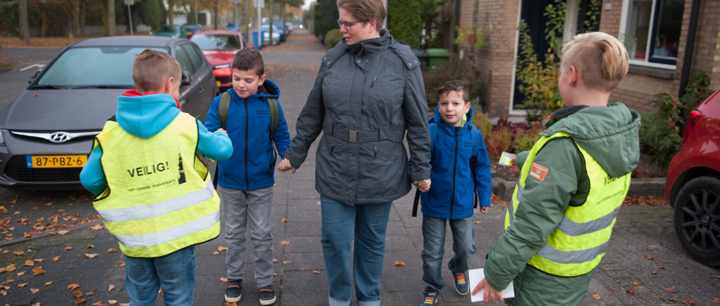 Kinderen doen OK kaartenactie