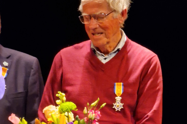 Peter Buter Ridder in de Orde van Oranje-Nassau