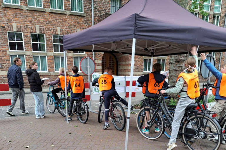 laatste leerlingen vertrekken