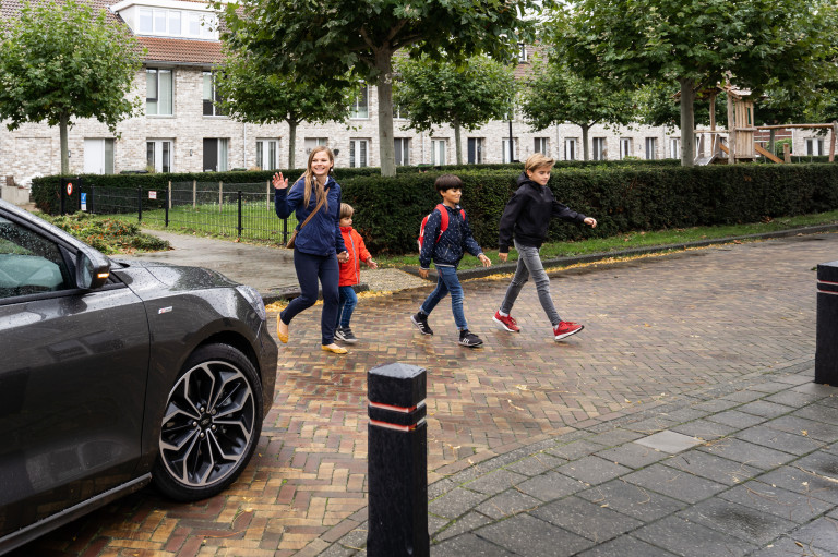 Rustig rijden in woonwijk