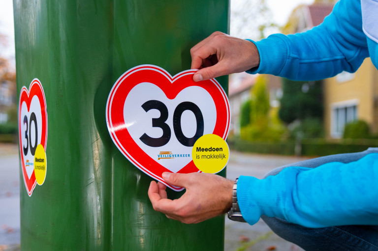 VVN Participatiepunt buurtactie Stickeractie Veilig Verkeer Nederland kliko