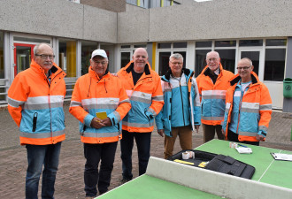 bij fietscontrole Elzendaalcollege 2018