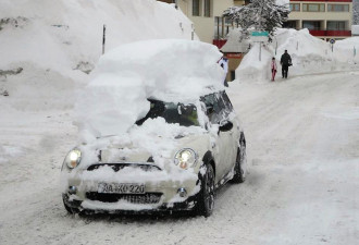 sneeuw da auto