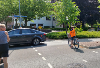 Lang wachten op de oversteek Brinklaan Heerde