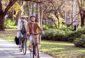 senioren, fietsen, het nieuwe fietsen, doortrappen