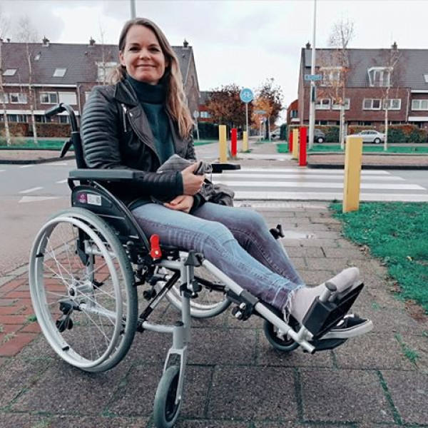 Esther verkeersslachtoffer een harde klap ongeluk