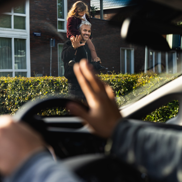 Rustig rijden in woonwijk