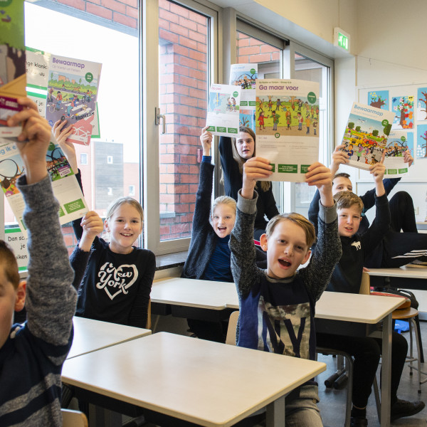 Kinderen juichen VVN Verkeersmethode