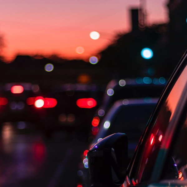 Veilig Verkeer Nederland donker rijden blijf veilig onderweg tips auto