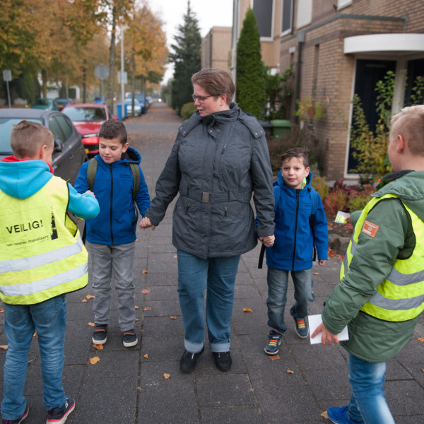 Kinderen doen OK-kaartenactie